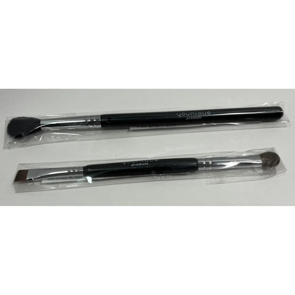 Younique Liner/Shader Brush & Blending Brush NEW